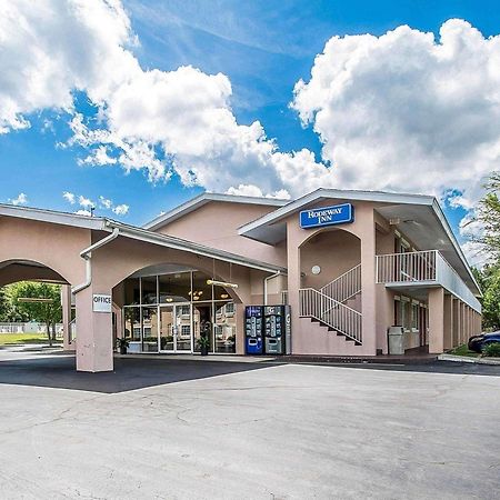 Rodeway Inn Gainesville - University Area Exterior foto